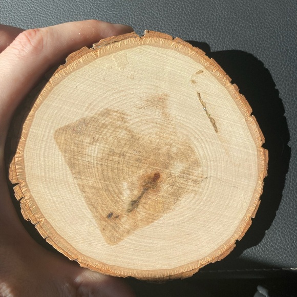 Handmade and painted coaster - Picture 2 of 2